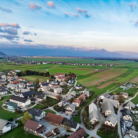Apartment Mountain Sunrise Skofja Loka Luaran gambar